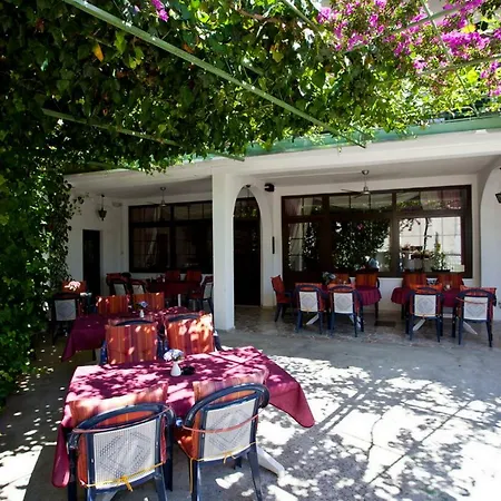 Haus Kovac 3* Tucepi